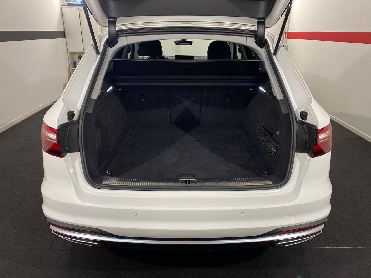 Audi A4 Avant 30 TDI/136 CV S tronic * SOLO 45000KM*