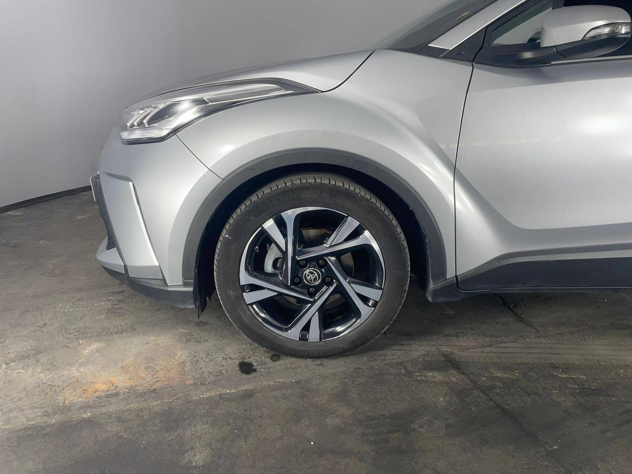 TOYOTA C-HR I 2020 - C-HR 1.8h Trend e-cvt