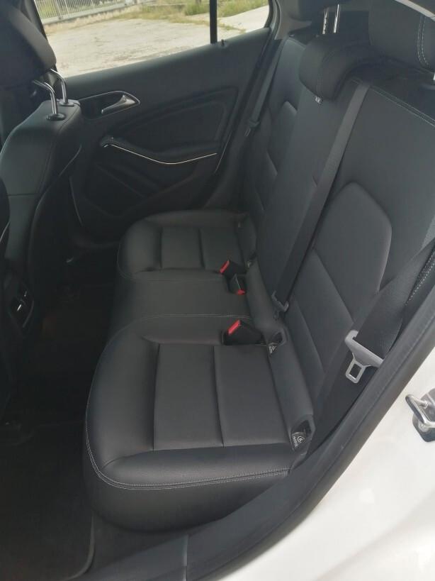Mercedes-benz GLA 200 d Automatic Premium NIGHT EDITION