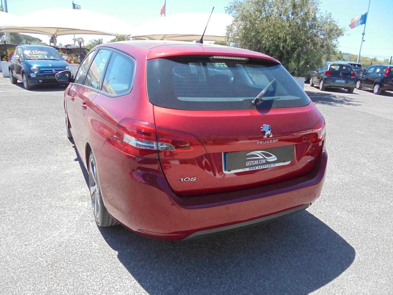 Peugeot 308 BlueHDi 120 S&S SW Allure