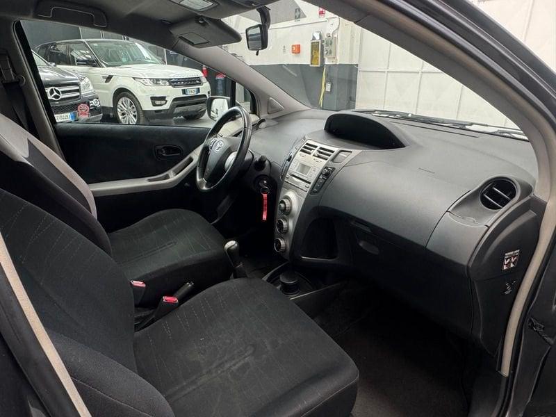 Toyota Yaris Yaris 5p 1.3 Sol