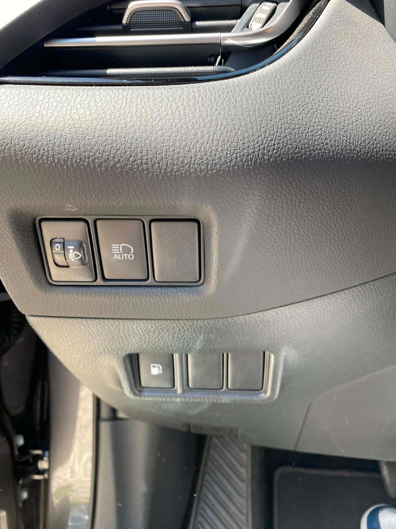 Toyota C-HR 1.8 Benz/Ibrida OK Neopatentato