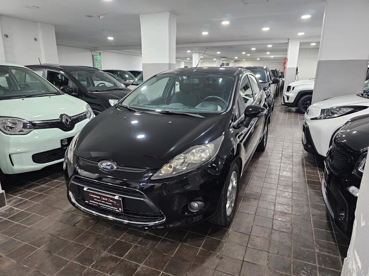 NUOVA FORD FIESTA TITANIUM 1.4 TDCI 70CV PER NEOPATENTATI