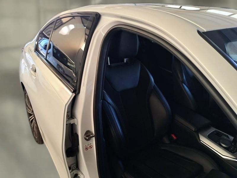 BMW 320 MSPORT AUTO 4 PORTE BERLINA
