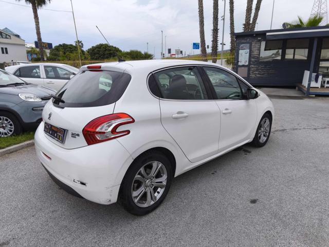 PEUGEOT 208 1° serie 1.6 e-HDi 92 CV Stop&Start 5 porte Allure