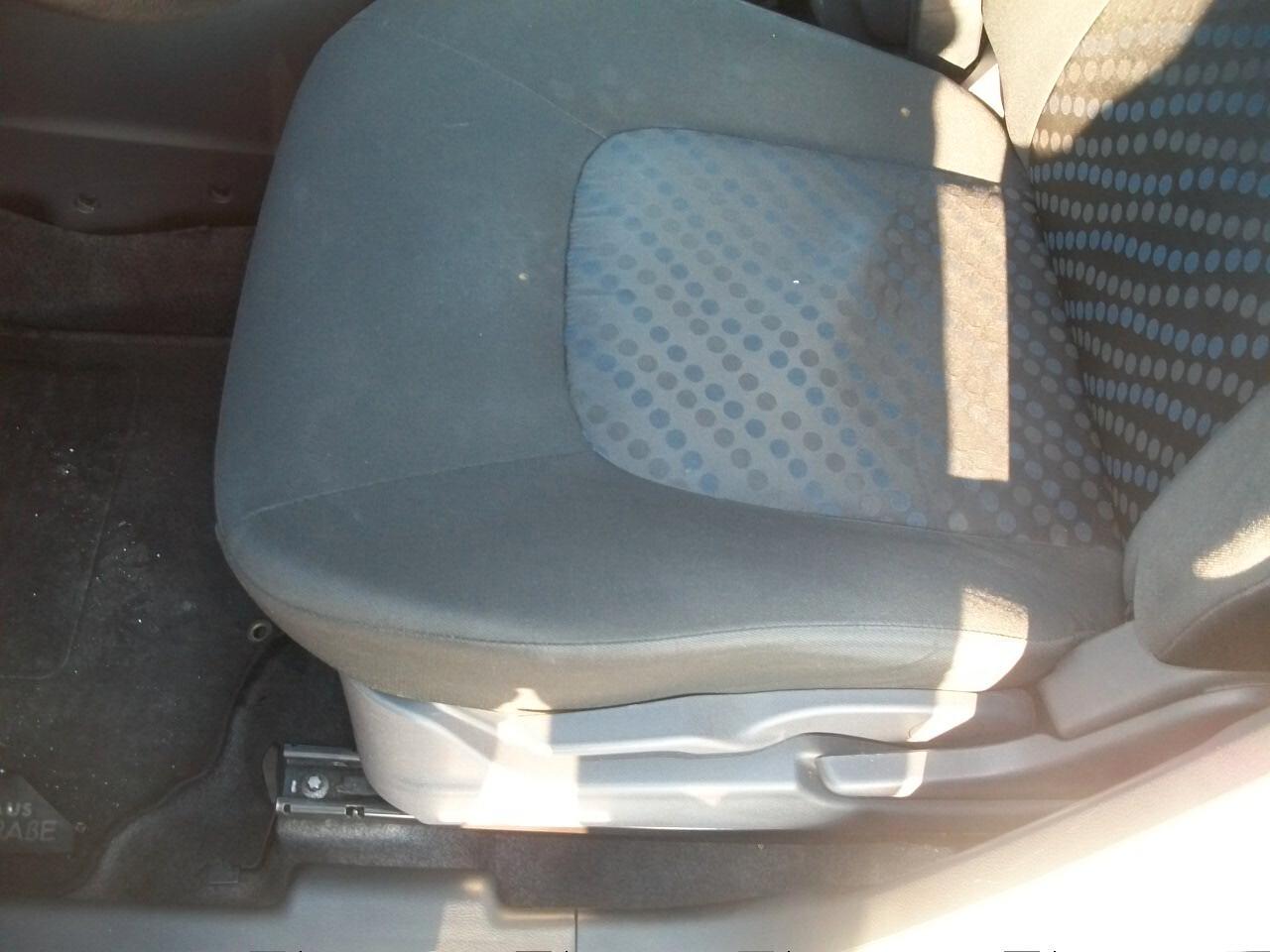 Suzuki Celerio 1.0 Easy CC 1000 EURO 06 BENZINA SI NUOVI PATENTATI KM 85518 05 PORTE GARANZIA UN ANNO IMMAT 30/07/2018 COLOR BIANCA