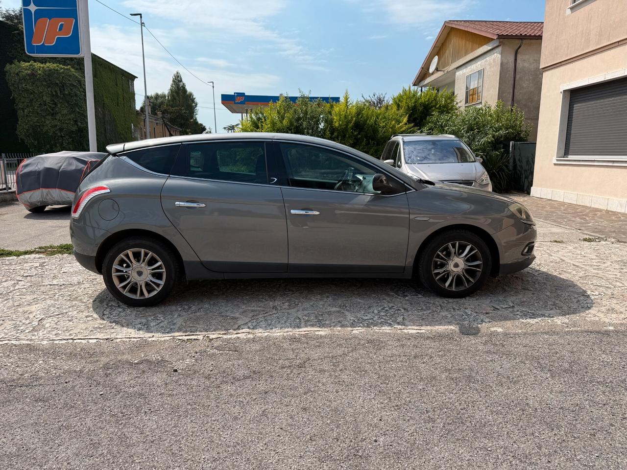 Lancia Delta 1.6 MJT DPF 105 CV Gold