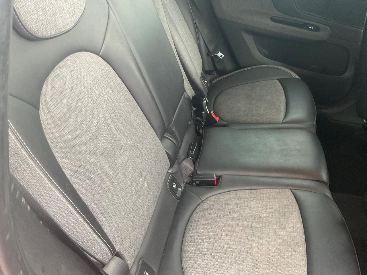 Mini One Countryman 1.5 Hype aut.