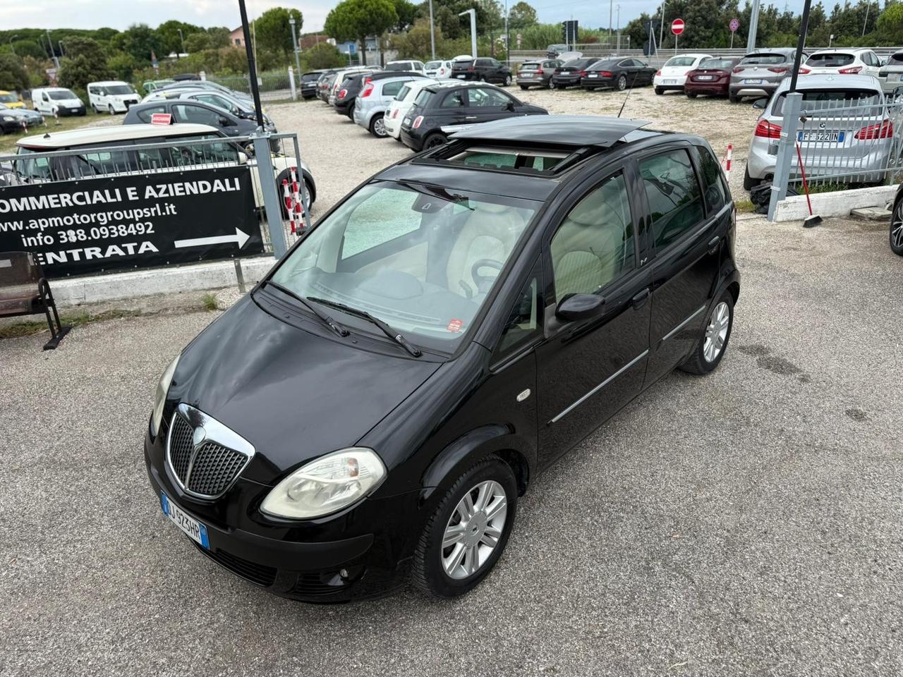Lancia MUSA 1.4 16V Platino Plus