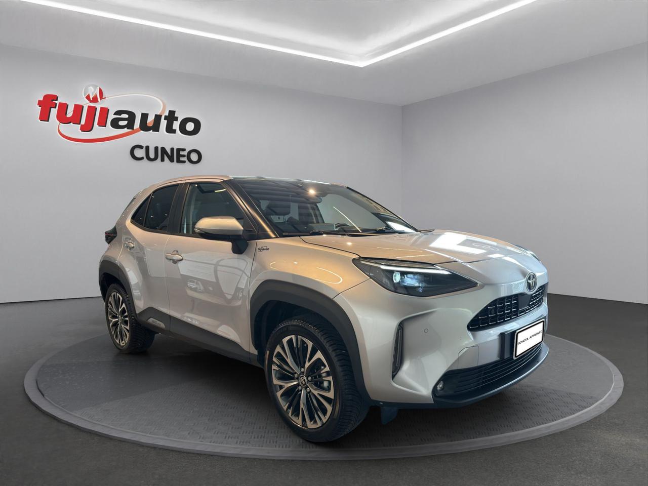 Toyota Yaris Cross 1.5h Lounge fwd 116cv e-cvt