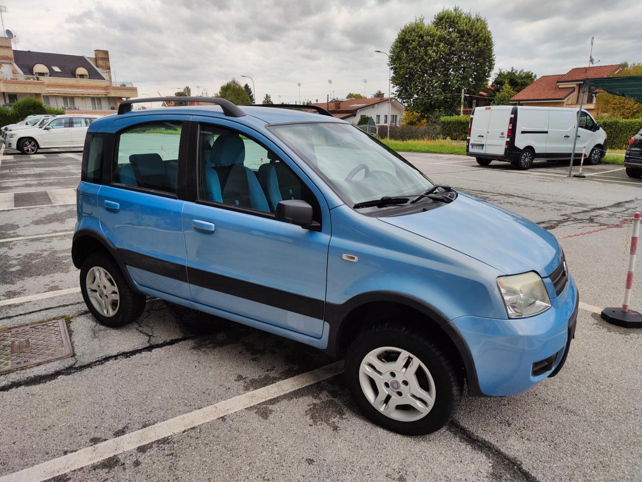 Fiat Panda 1.3 MJT 16V 4x4 Climbing