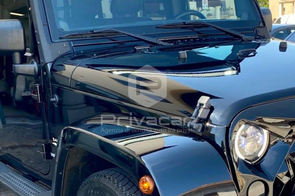 JEEP Wrangler Unlimited 2.8 CRD DPF Sahara Auto