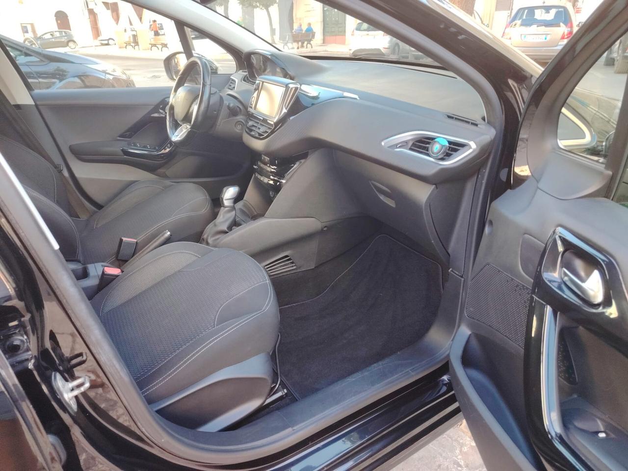 Peugeot 208 BlueHDi 75 5 porte Allure
