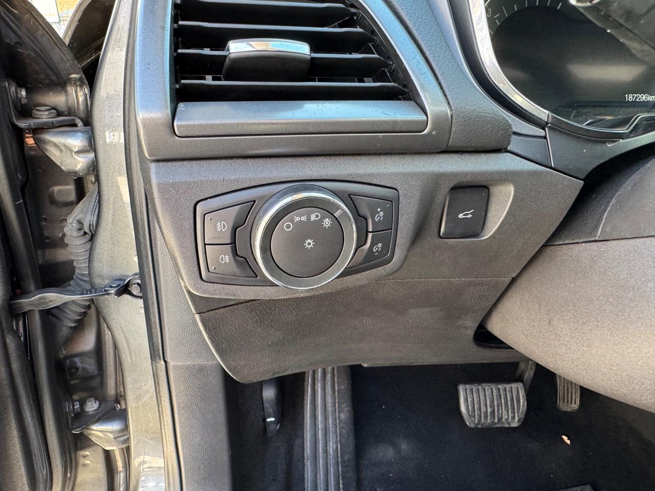 Ford Mondeo SW 2.0 DIESEL 150CV Titanium 2014