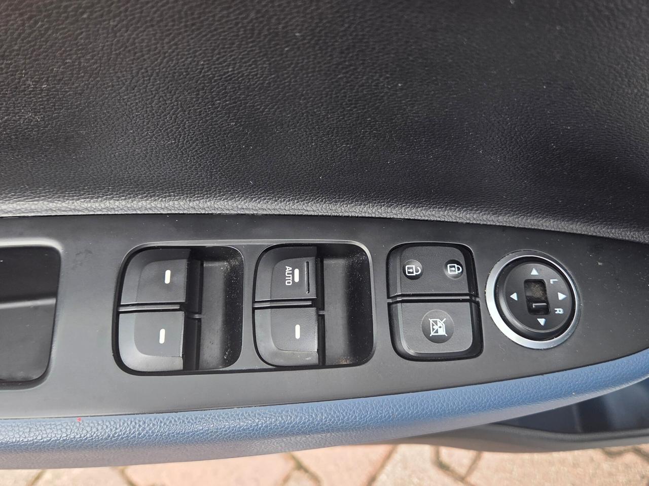 Hyundai i10 1.0 MPI Sound Edition