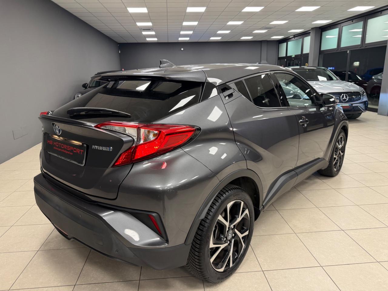 Toyota C-HR 1.8 Hybrid E-CVT Trend
