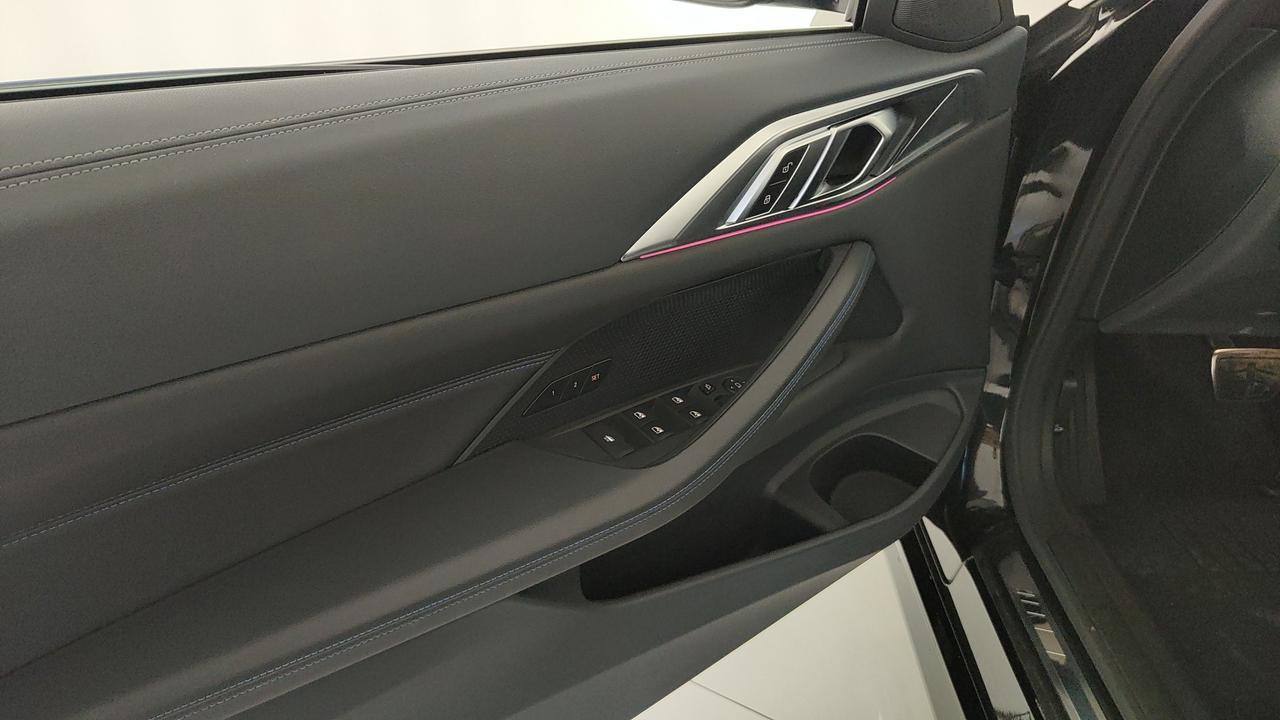 BMW Serie 4 G23 LCI 2024 Cabrio - 420d Cabrio mhev 48V MSport Pro auto