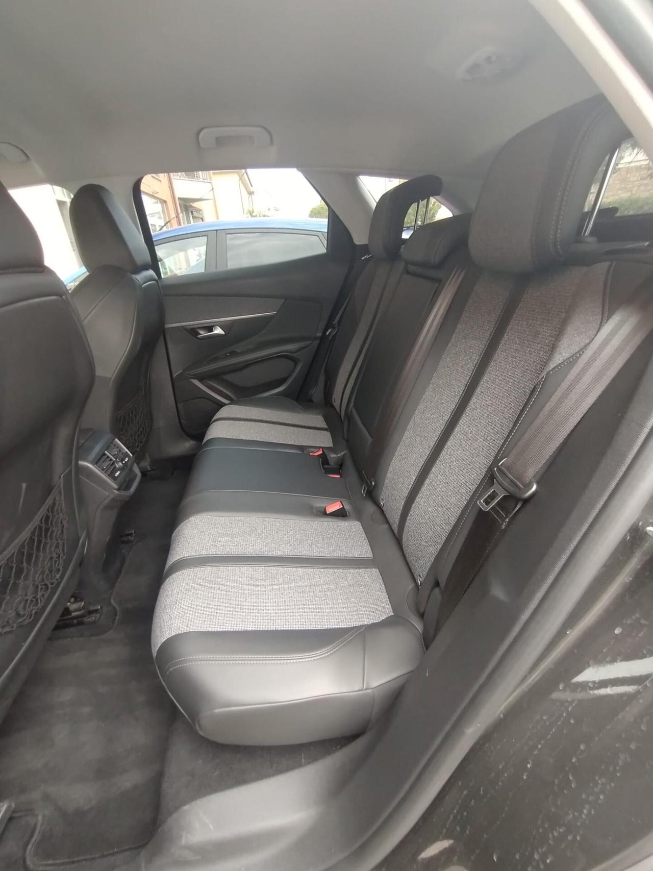 Peugeot 3008 PureTech Turbo 130 S&S Allure