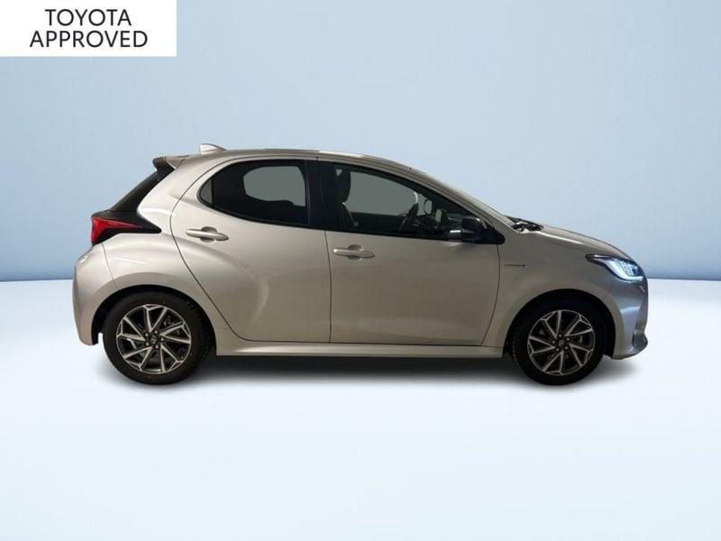 Toyota Yaris 1.5 HYBRID LOUNGE