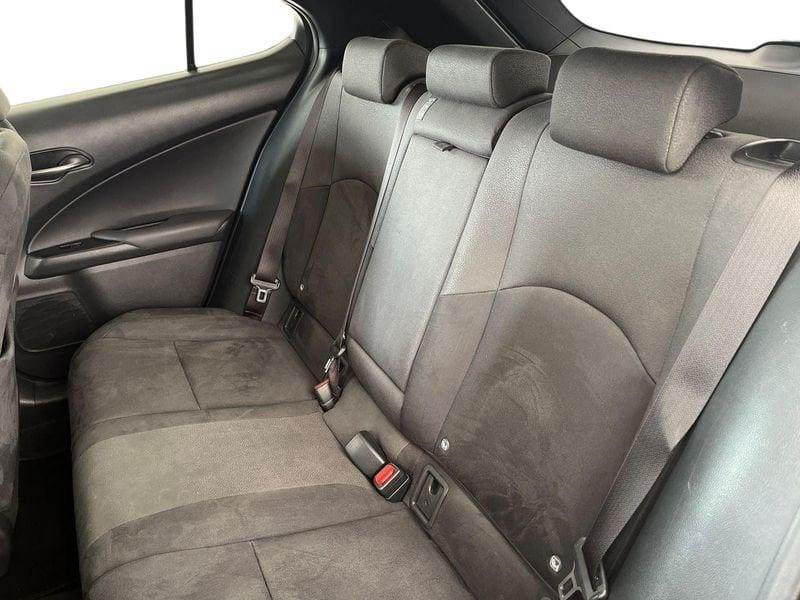 Lexus UX UX 250h 2.0 Executive 2wd cvt