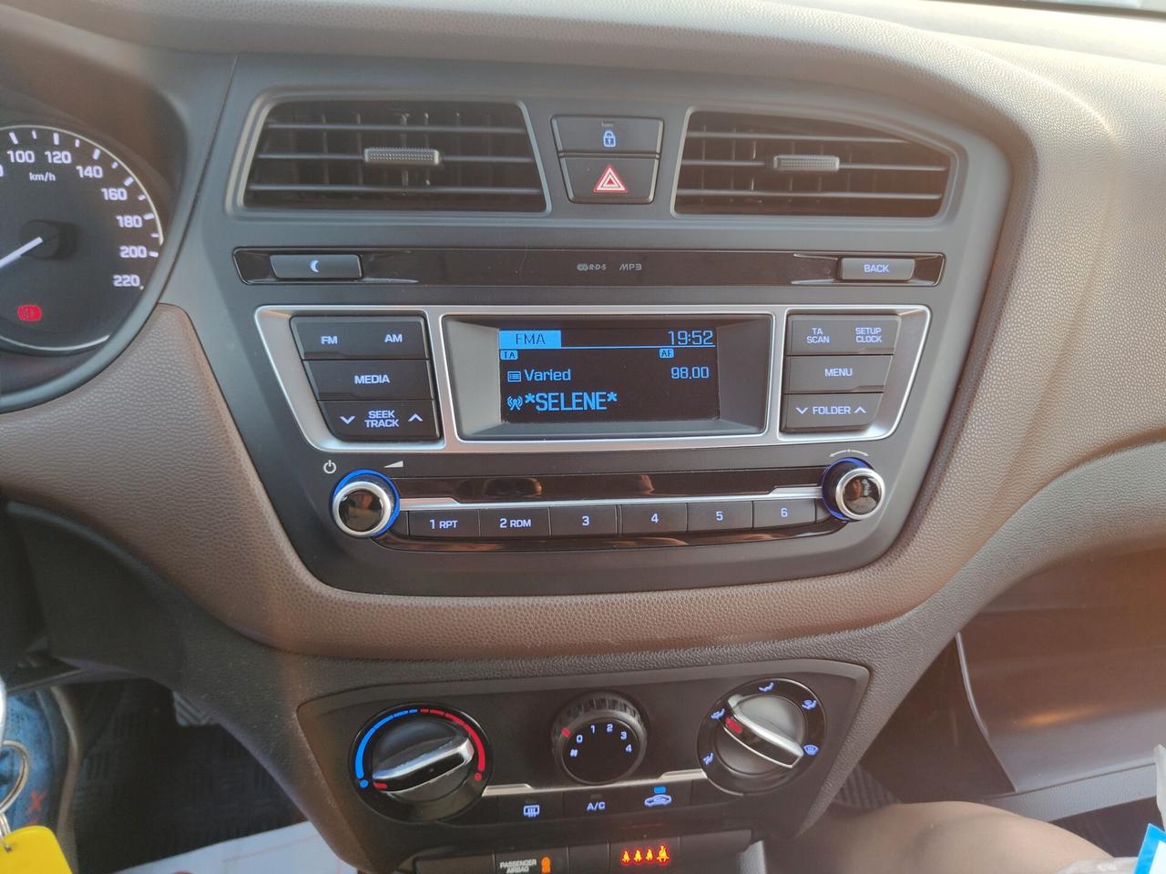 Hyundai i20 1.2 Comfort 5p Uniproprietario