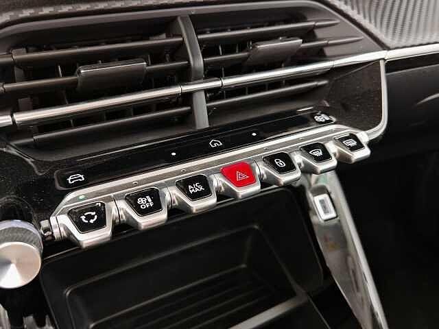 Peugeot 208 Hybrid 100 e-DCS6 Style