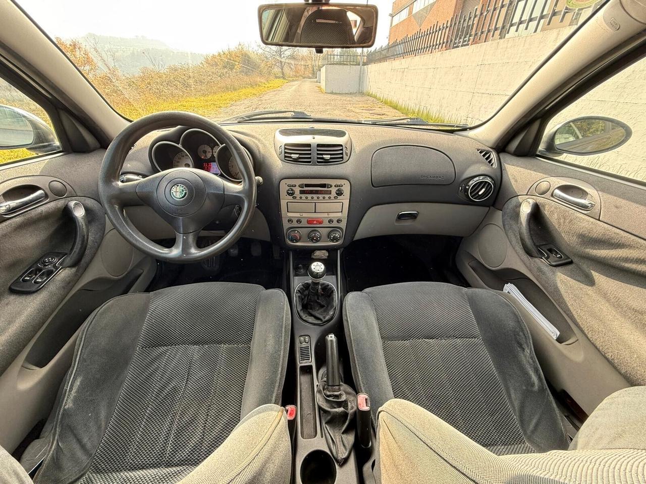 Alfa Romeo 147 1.9 JTD (115 CV) cat 5p. Distinctive