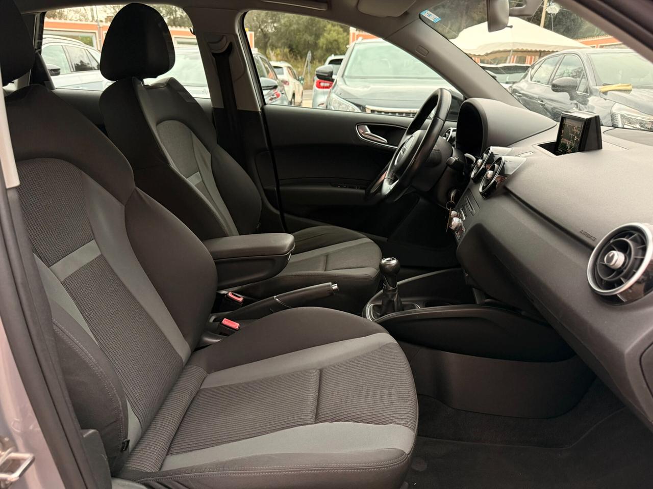 Audi A1 Sportback 1.6 TDi 116CV Design - 2015
