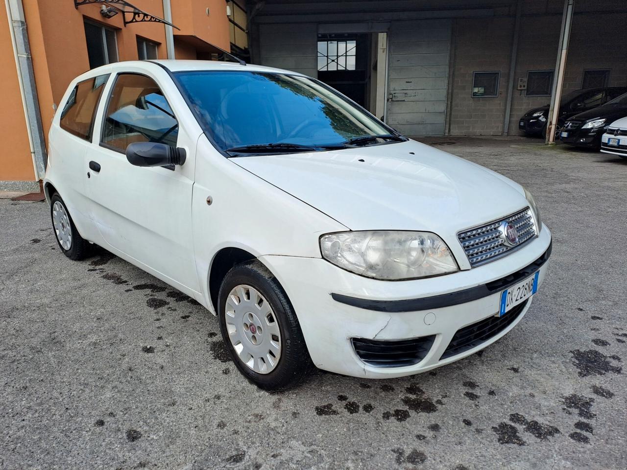 FIAT PUNTO 1.2 BENZINA *OK NEOPATENTATI*