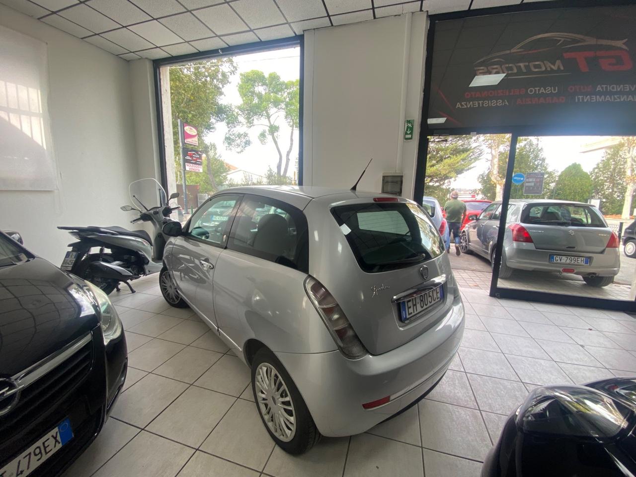 Lancia Ypsilon 1.4 Platinum Ecochic GPL