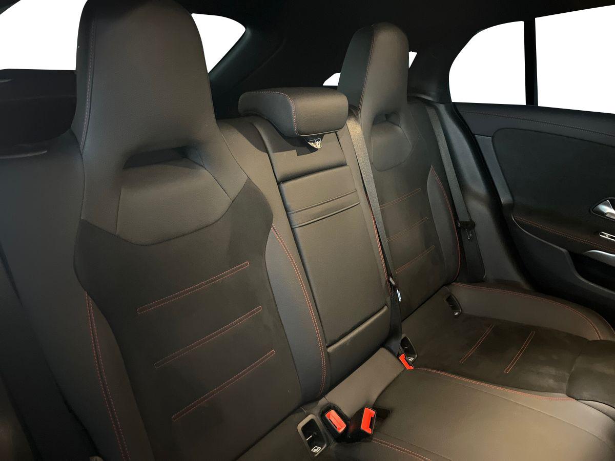 Mercedes-Benz CLA Shooting Brake 200 d AMG Line Advanced Plus auto