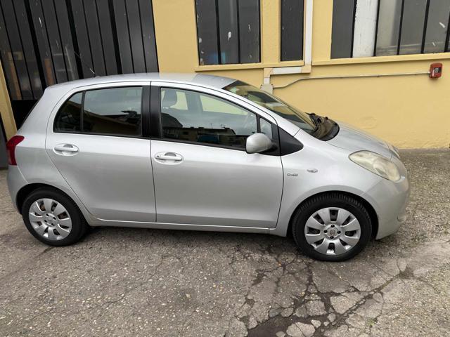 TOYOTA Yaris 1.4 D-4D 5 porte Sol