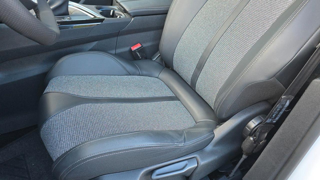 Peugeot 3008 BlueHDi 130 S&S Allure