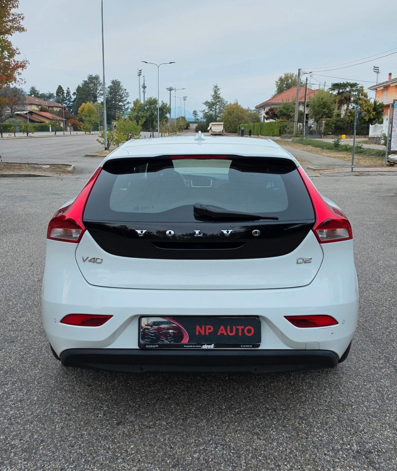 Volvo V40 D2 inscription