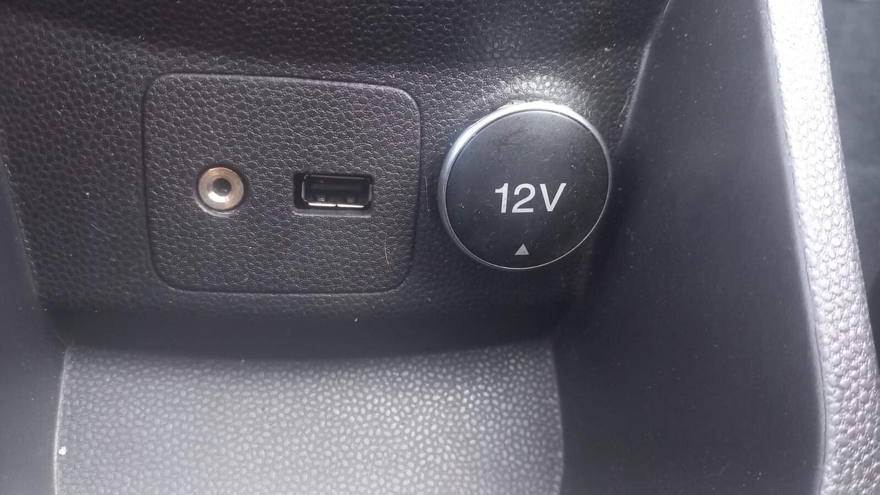 Ford Fiesta 1.5 TDCi 75CV 5 porte Titanium