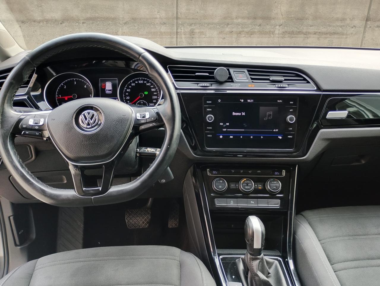 Volkswagen Touran 2.0 TDI 150 CV SCR DSG Executive BlueMotion Tech.