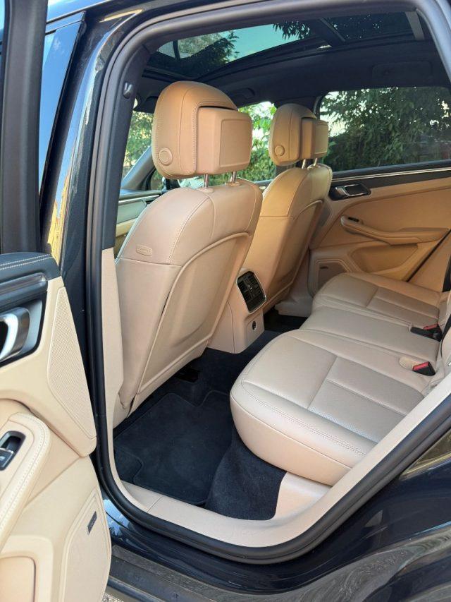 PORSCHE Macan 2.0 TETTO/PELLE 265CV