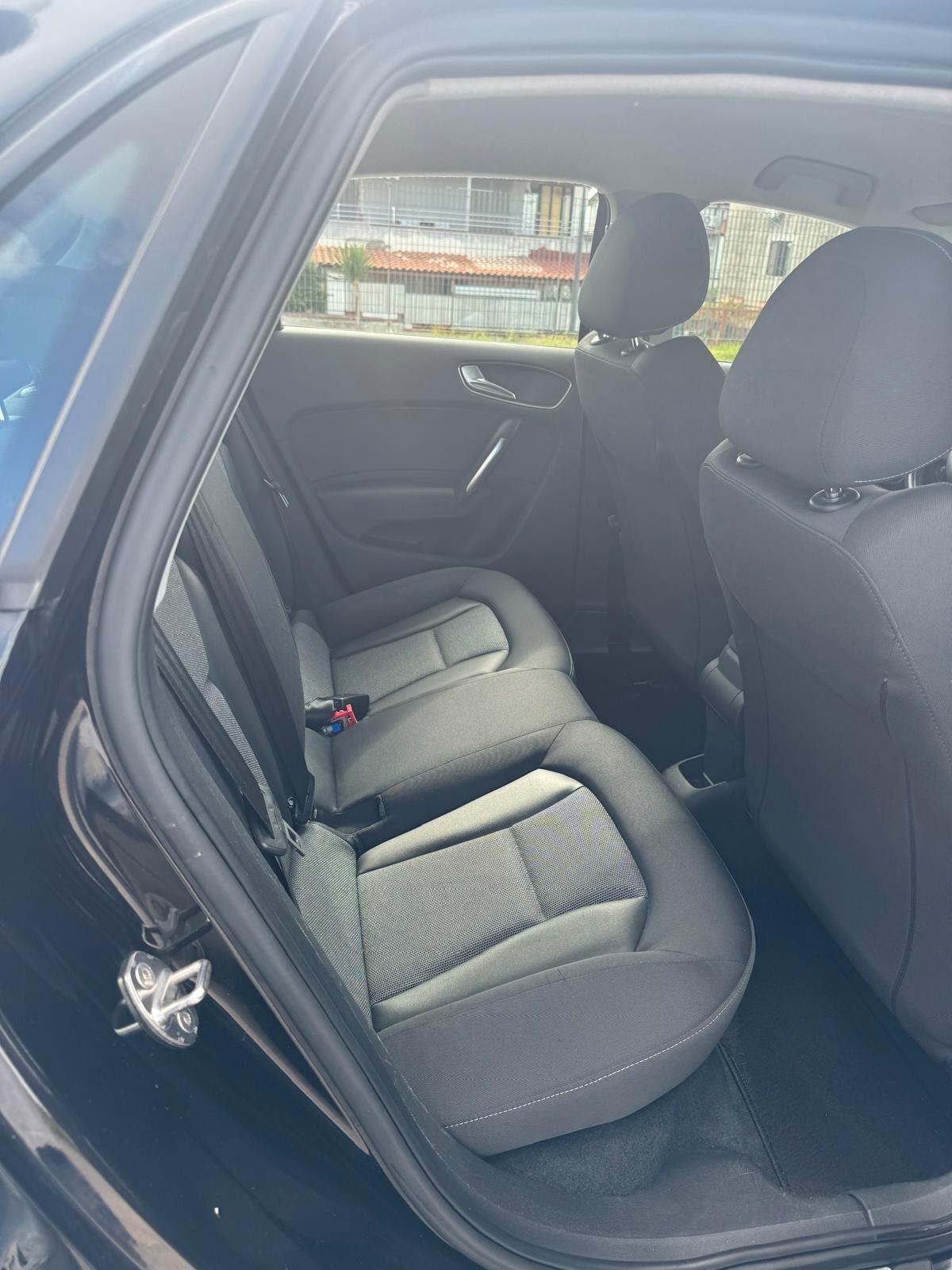 Audi A1 SPB 1.6 TDI 90 CV (NEOPATENTATI)