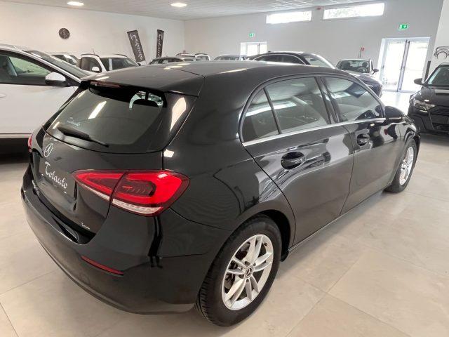 MERCEDES-BENZ A 180 d Automatic Business Extra