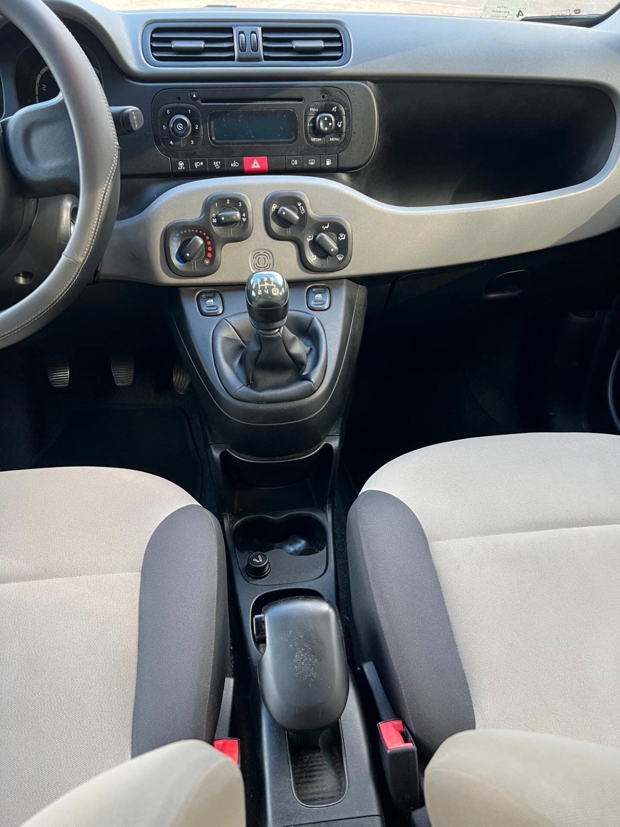 ADATTA PER NEOPATENTATI Fiat Panda 0.9 TwinAir Turbo Natural Power Lounge