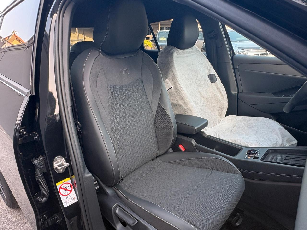 NEW VOLKSWAGEN T-ROC 1.5 eTSI ACT 150 CV DSG R-LINE