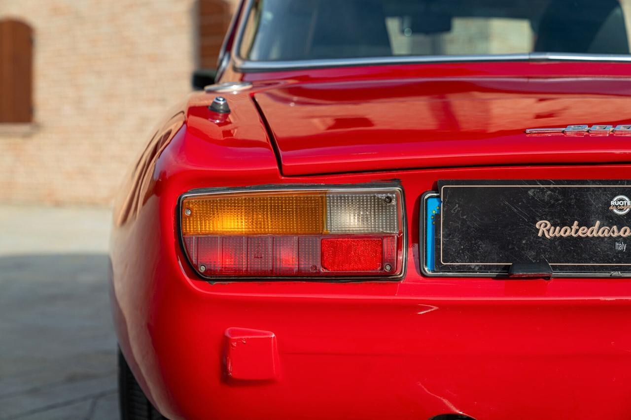 Alfa Romeo GT 2000 VELOCE replica "GTAM" - ALF00262