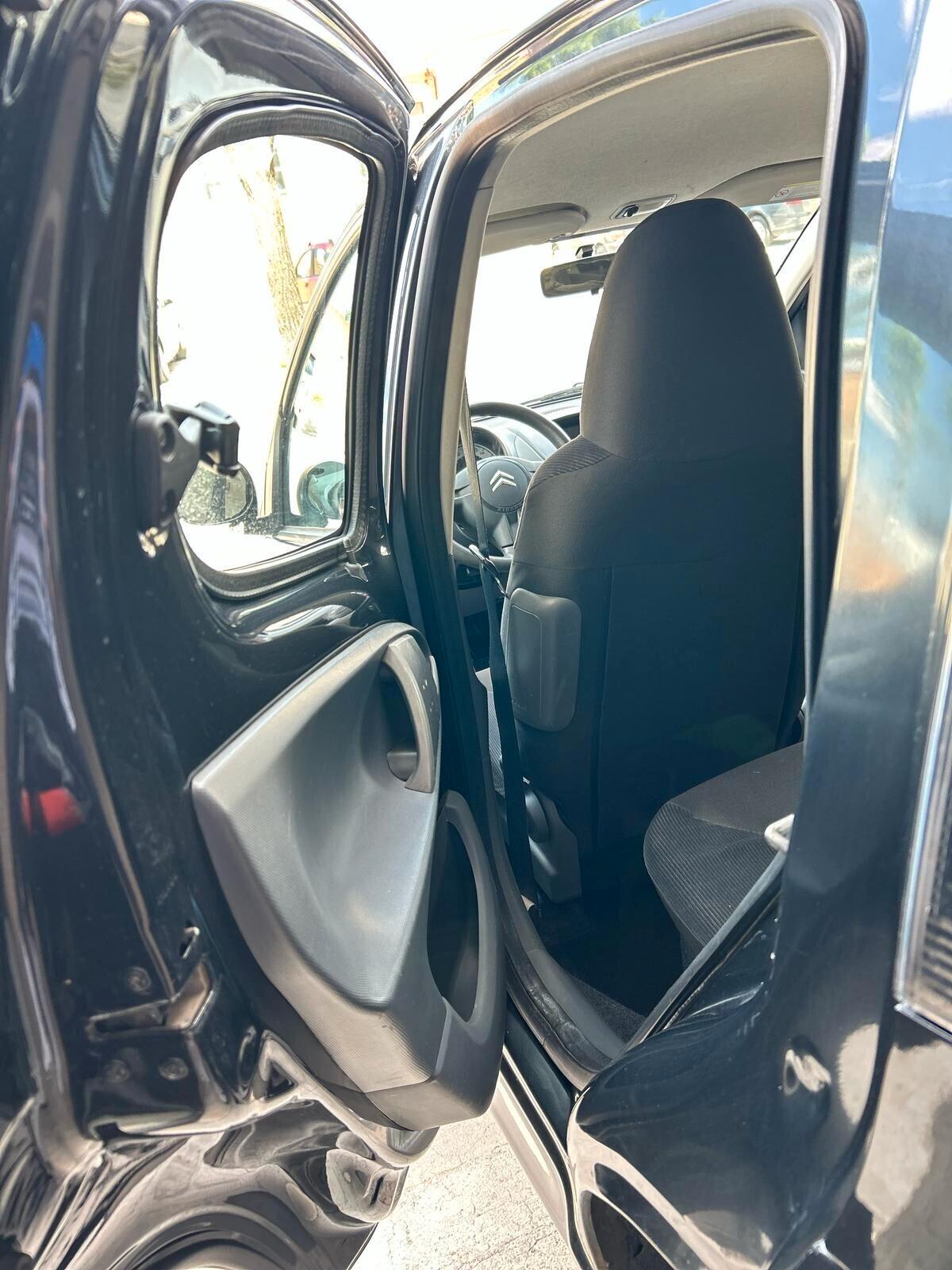 Citroen C1 1.4 HDi 55CV 5 porte AMIC1