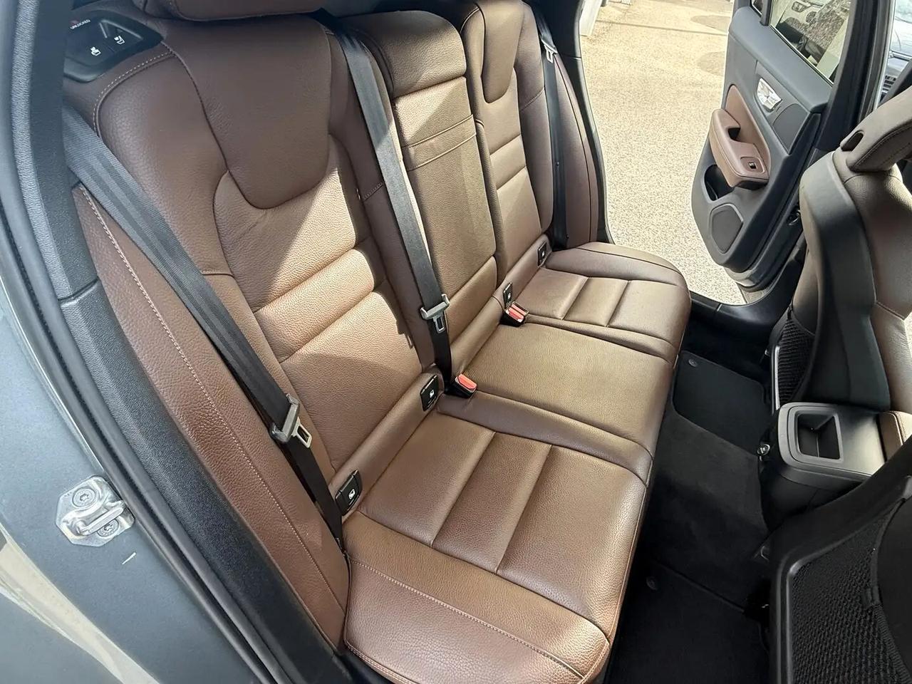 Volvo V60 D3 Geartronic Momentum