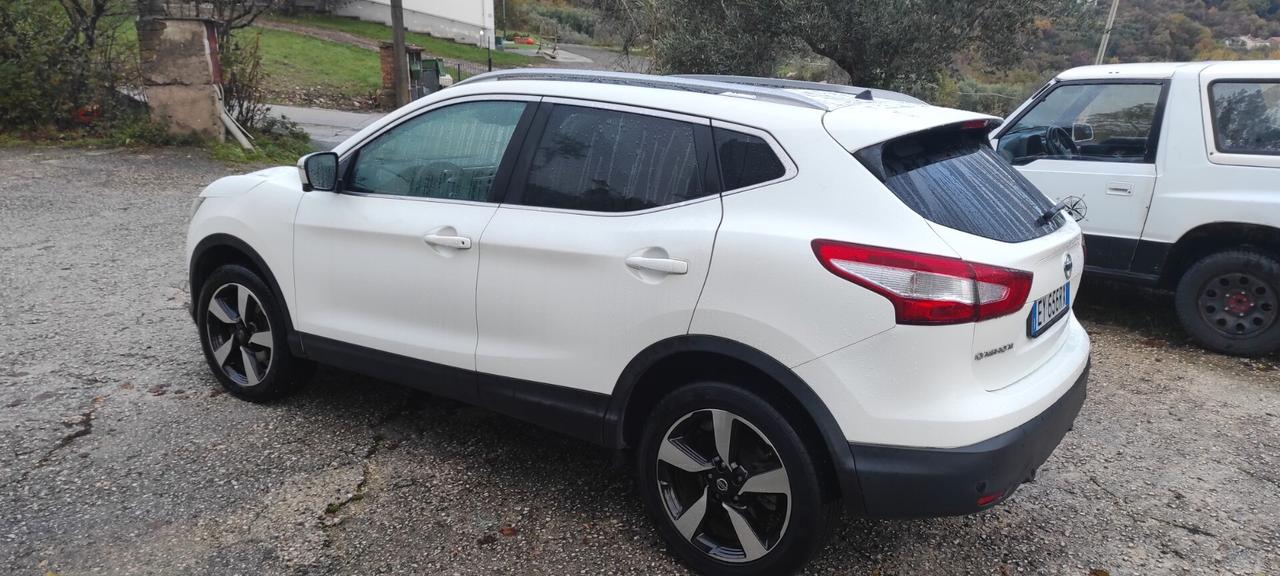 Nissan Qashqai 1.6 dCi 2WD Tekna 360