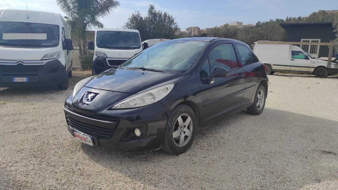 Peugeot 207 1.4 8V 75CV 3p ECO GPL