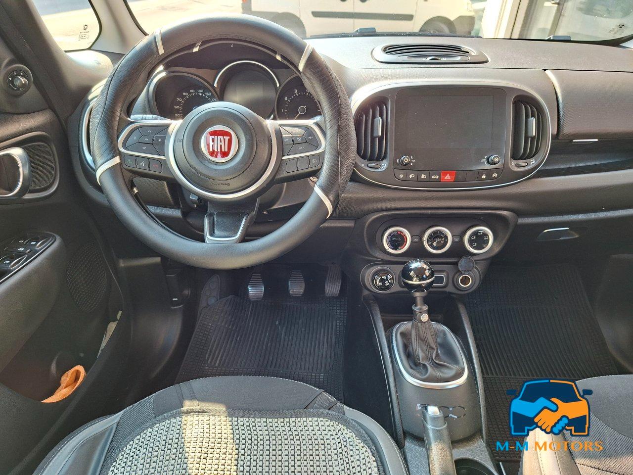 FIAT 500L cross per neo patentati