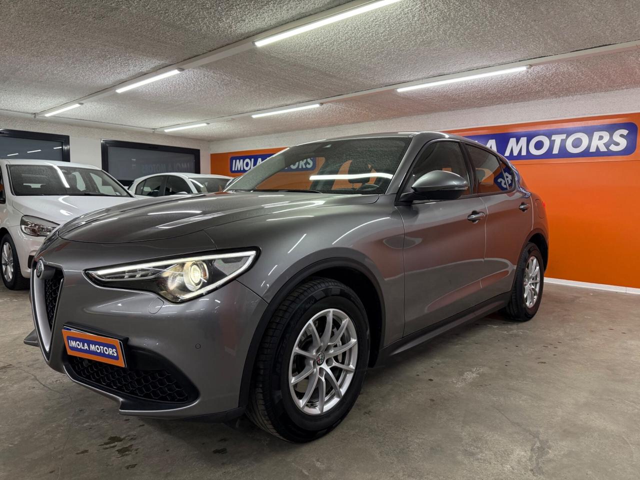 Alfa Romeo Stelvio 2.2 Turbodiesel 160 CV AT8 RWD Business