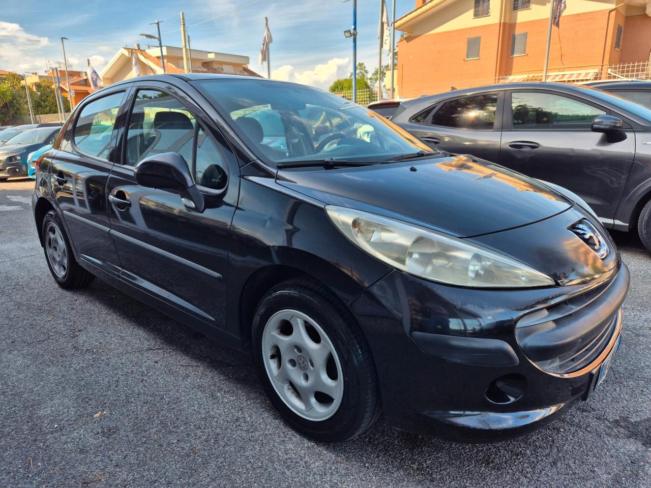 Peugeot 207 1.4 HDi 70CV 5p. ONE Line
