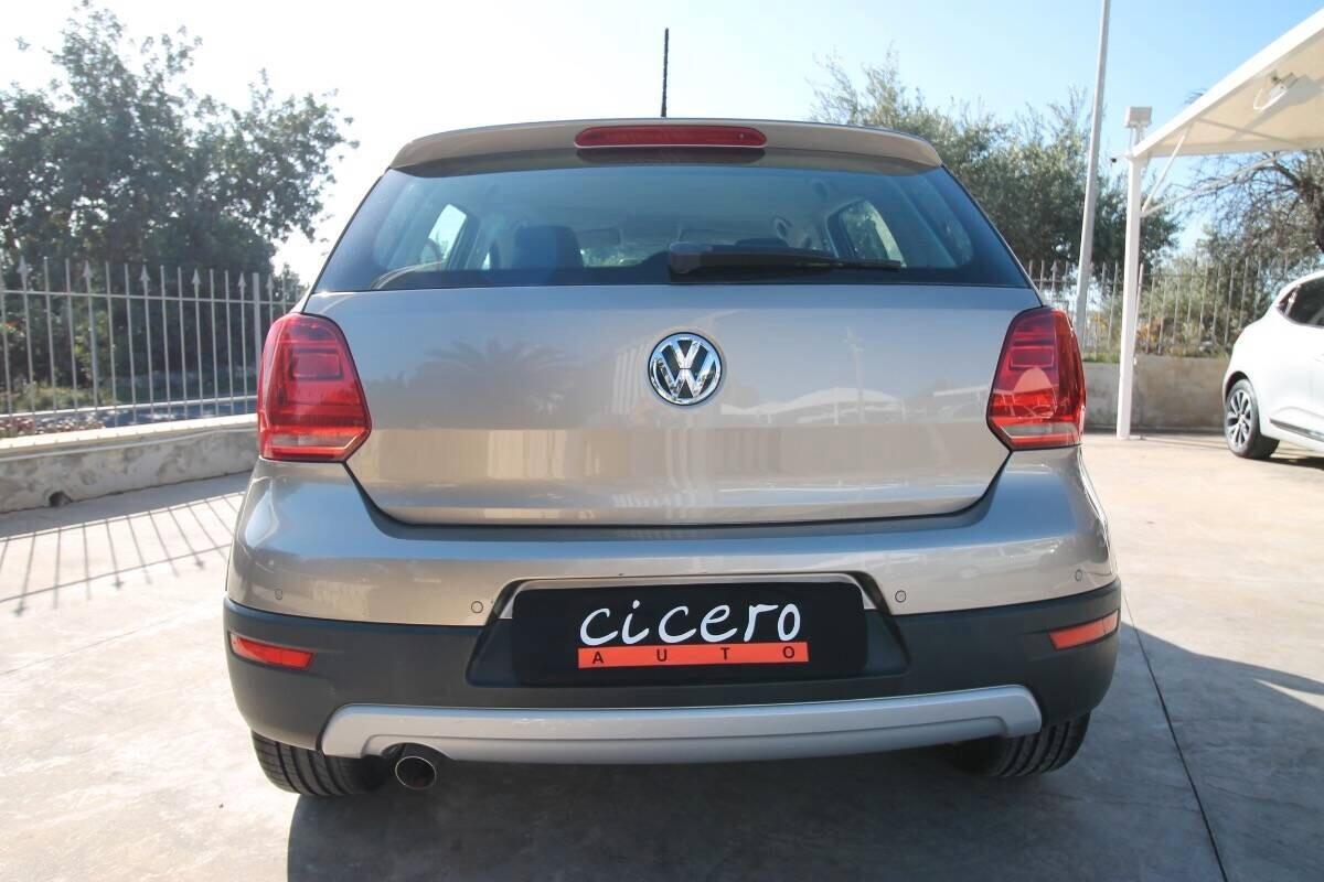 Volkswagen Polo Cross 1.4 TDI DSG 90CV | 2016